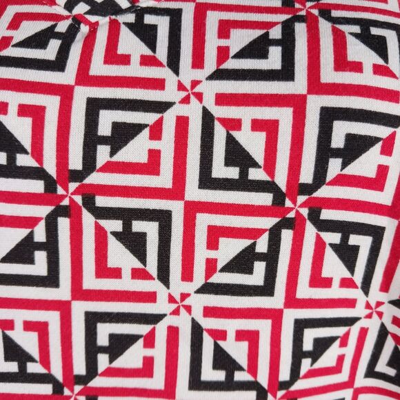 Liz Claiborne XXL womens Pullover Black Red Logo NWT - Picture 13 of 15